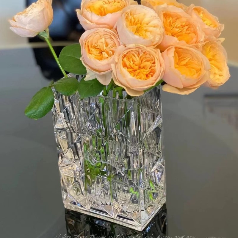 Kundenspezifische Luxus-Blumenvase aus klarem, rotem, weißem k9-Kristallglas für Hochzeitsdekoration