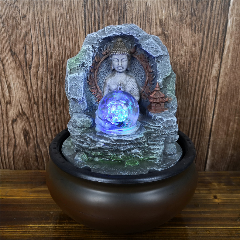 Polyresin Crafts Europe Style Meditierende Buddha-Statue mit Wasserbrunnen-LED-Licht-Innendekoration